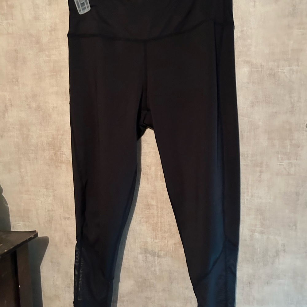 Black Athletic Leggings